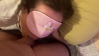 Stepsister'S Early Morning Surprise With Unforgettable Oral Pleasure