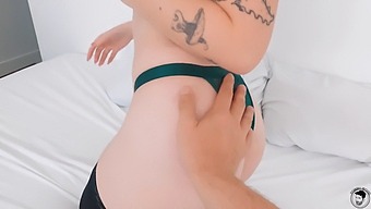 Hd Video Of Charli O Giving A Deepthroat To A Big Cock