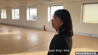 A Real Estate Agent Gets Fucked During A Property Viewing And In The Toilet For A Sale!